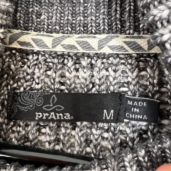 PRANA Abelle Sweater tunic style stripes gray and white M - Picture 8 of 10